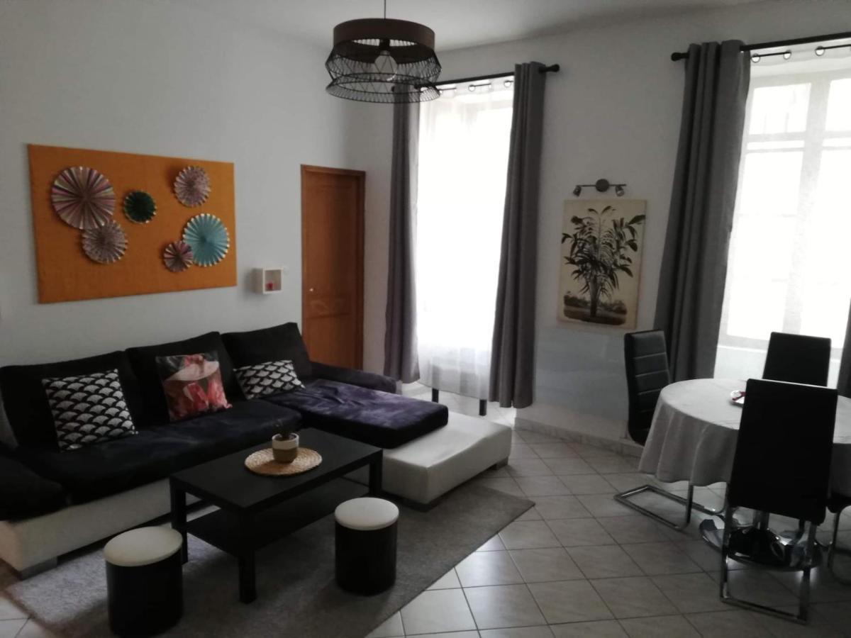 Orange: appartement pratique et idéalement placé Orange  Extérieur photo
