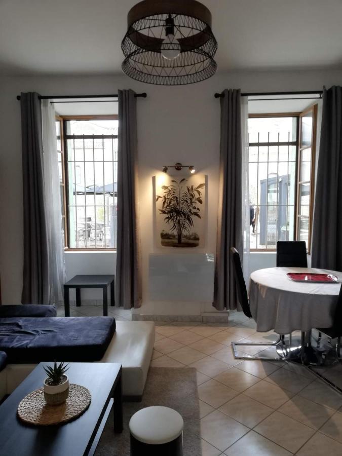 Orange: appartement pratique et idéalement placé Orange  Extérieur photo