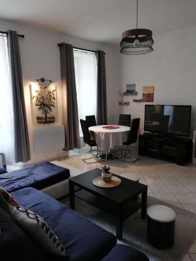 Orange: appartement pratique et idéalement placé Orange  Extérieur photo